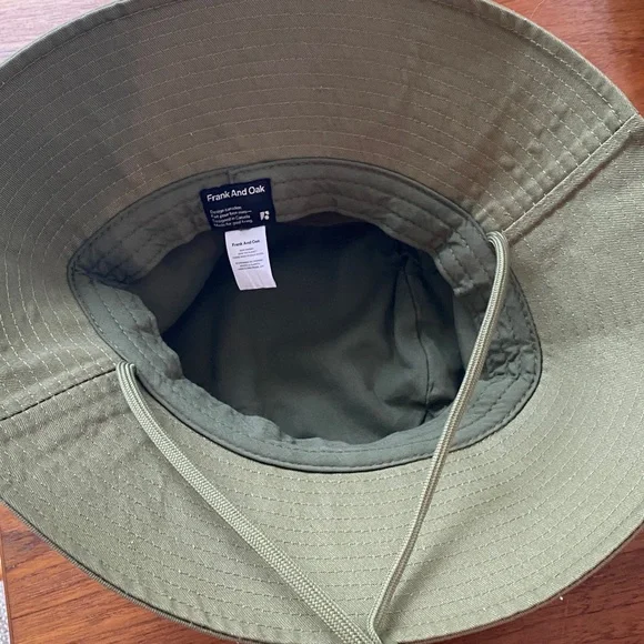 🫒 Frank & Oak Sun Hat - Bucket Hat in Martini Olive - Picture 2 of 5